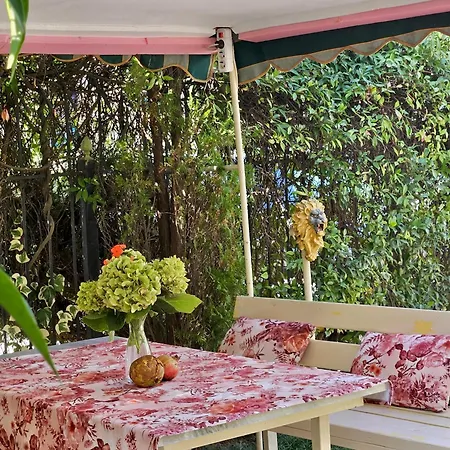 Affittacamere Seaside Bliss 2 *