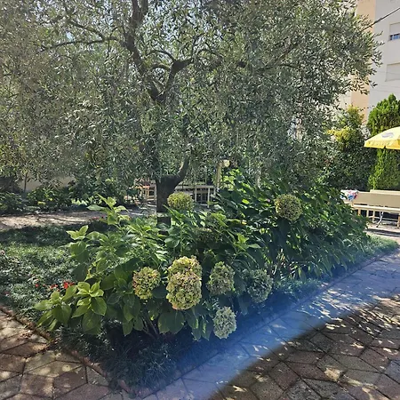 Seaside Bliss 2 * Golem (Tirana)